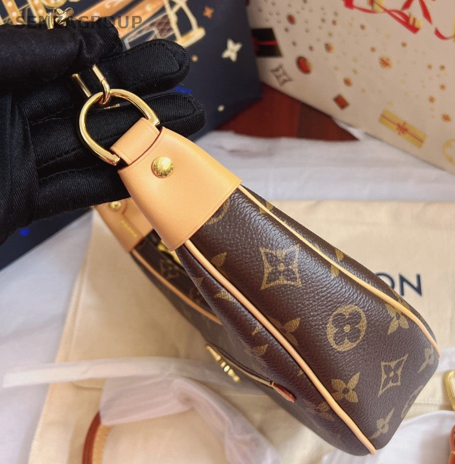 Louis Vuitton Sac Loop Monogram 2WAY Shoulder bag Chain Strap Brand new