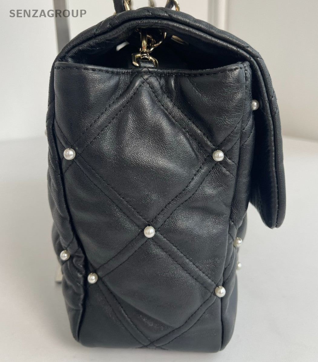 Chanel Diamond Pearl Chain Shoulder Bag Crossbody Black Gold Women Designer