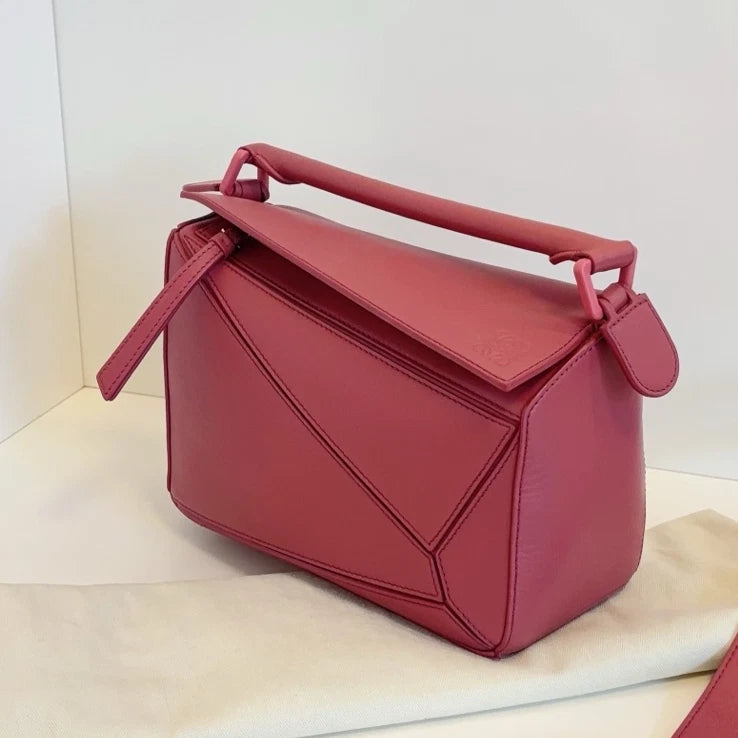 Excellent Loewe Puzzle PM Pink Handbag Crossbody with Detachable Strap