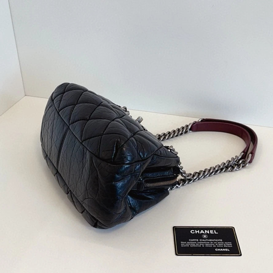 Chanel Calfskin Diamond Chain Shoulder Bag Black Silver Used Women Classic
