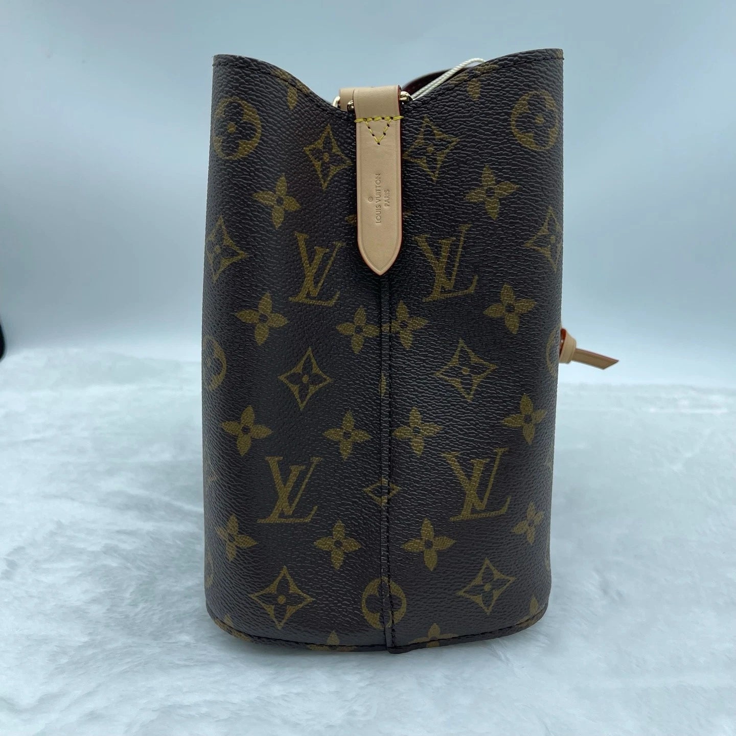 Louis Vuitton Monogram Canvas Bucket Shoulder Crossbody Bag For Women
