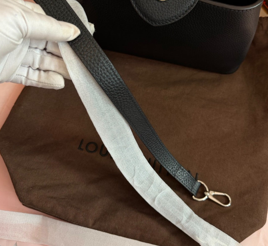 Louis Vuitton Capucines BB Calfskin Top Handle Bag Crossbody Black Silver Women