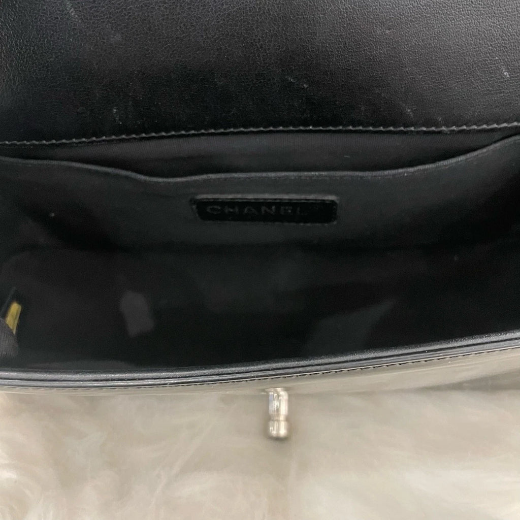 Chanel Le Boy Medium Black Silver Chain Shoulder Bag Quilted