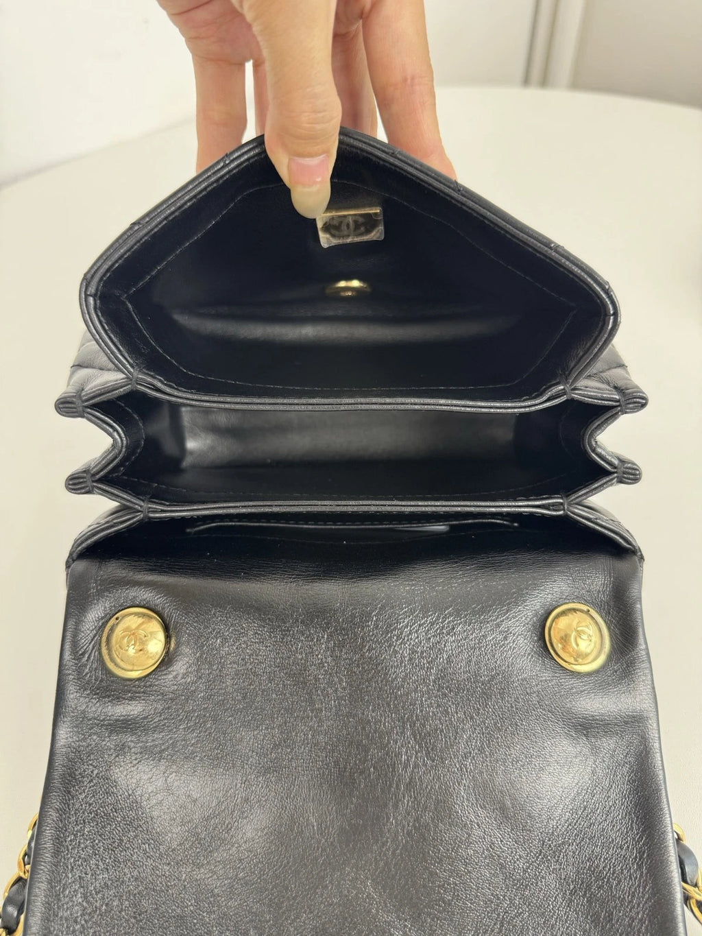 Chanel Diamond Mini Chain Shoulder Bag Crossbody Black Gold Women Classic