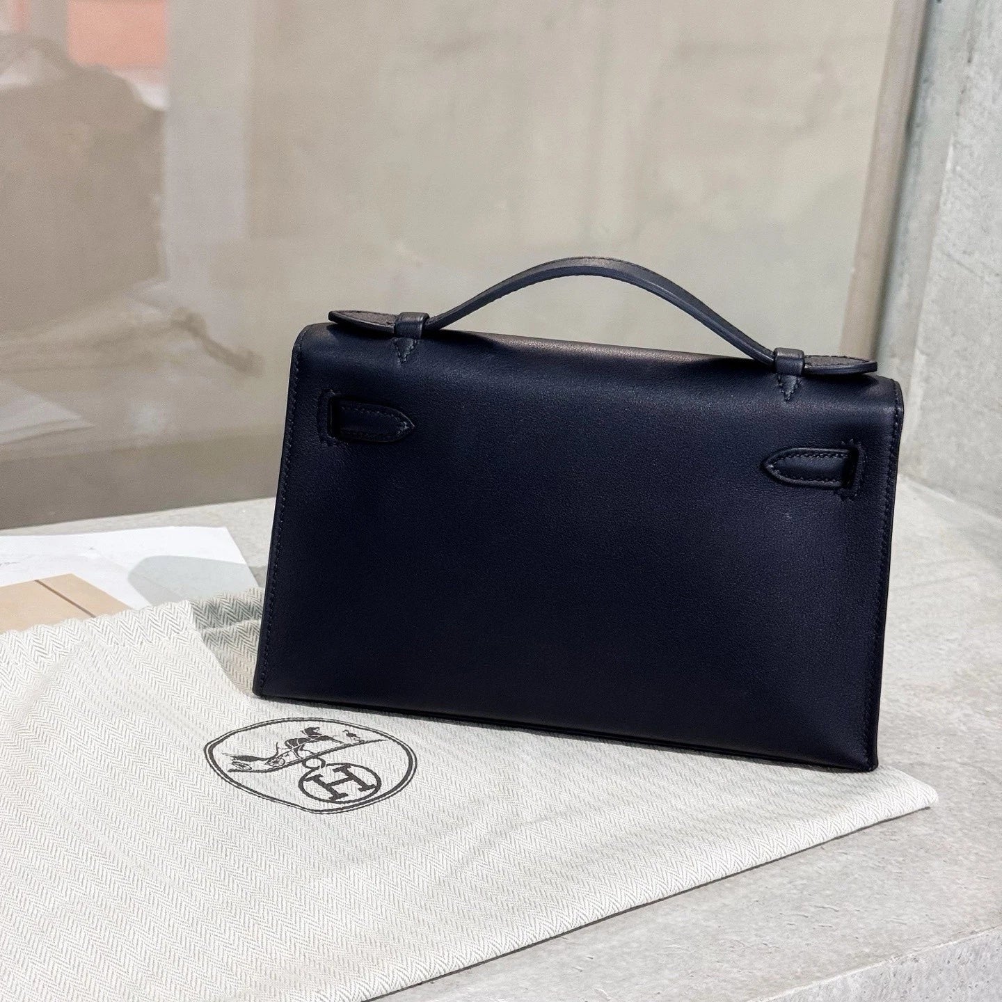 Hermes Black Gold Leather Mini Kelly Top Handle Bag For Women