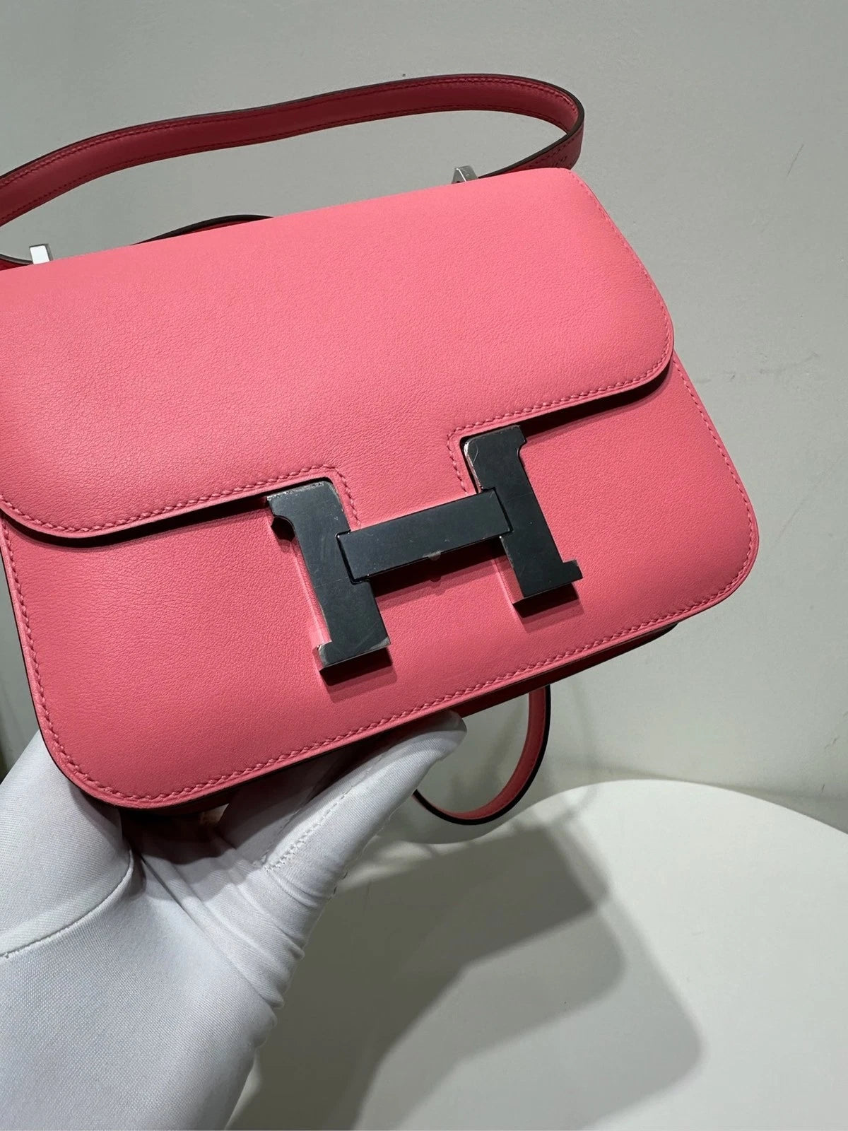 Hermes Constance 19 Pink Swift Leather Crossbody Bag For Women