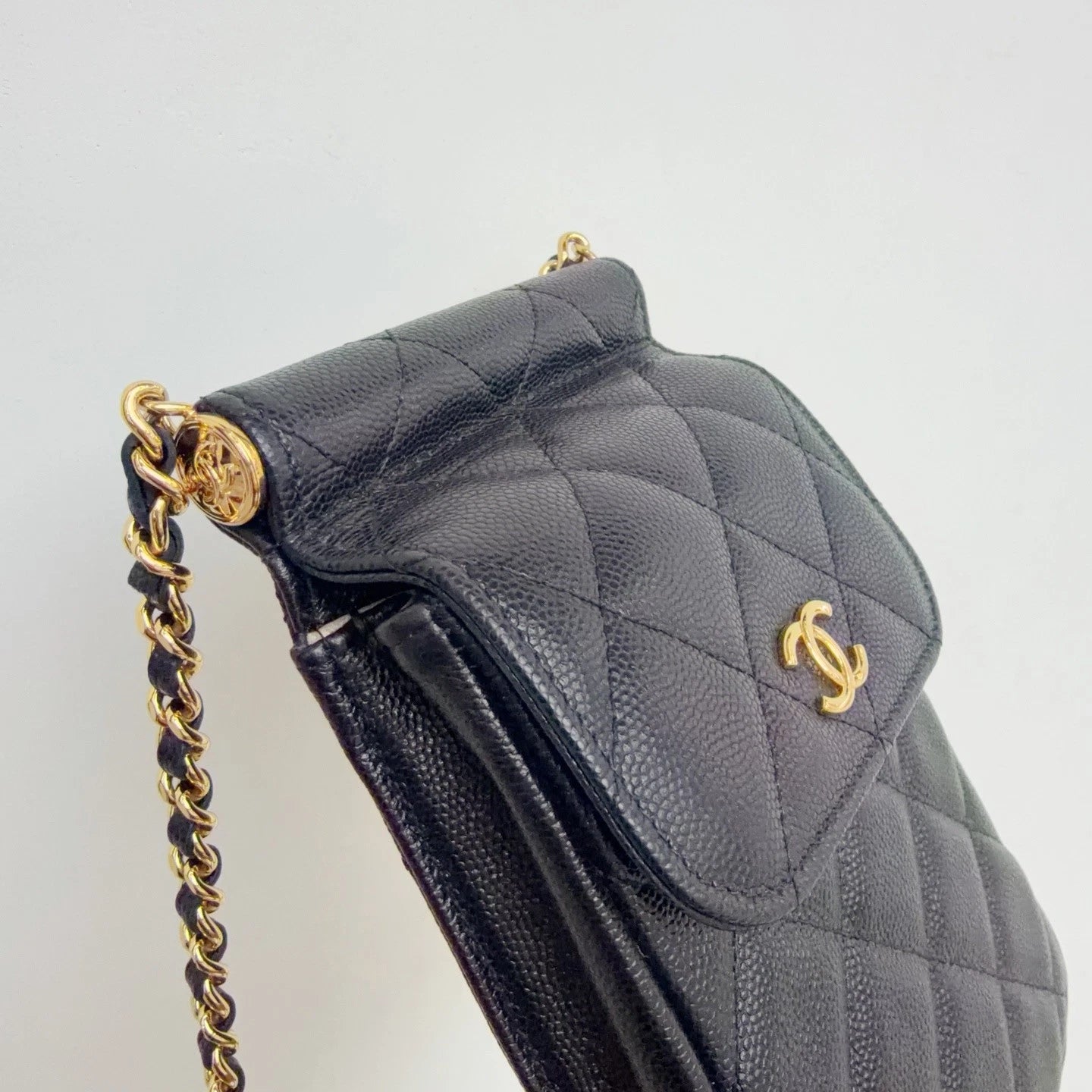 Chanel Caviar Leather Phone Case Crossbody Bag Card Holder Black Classic