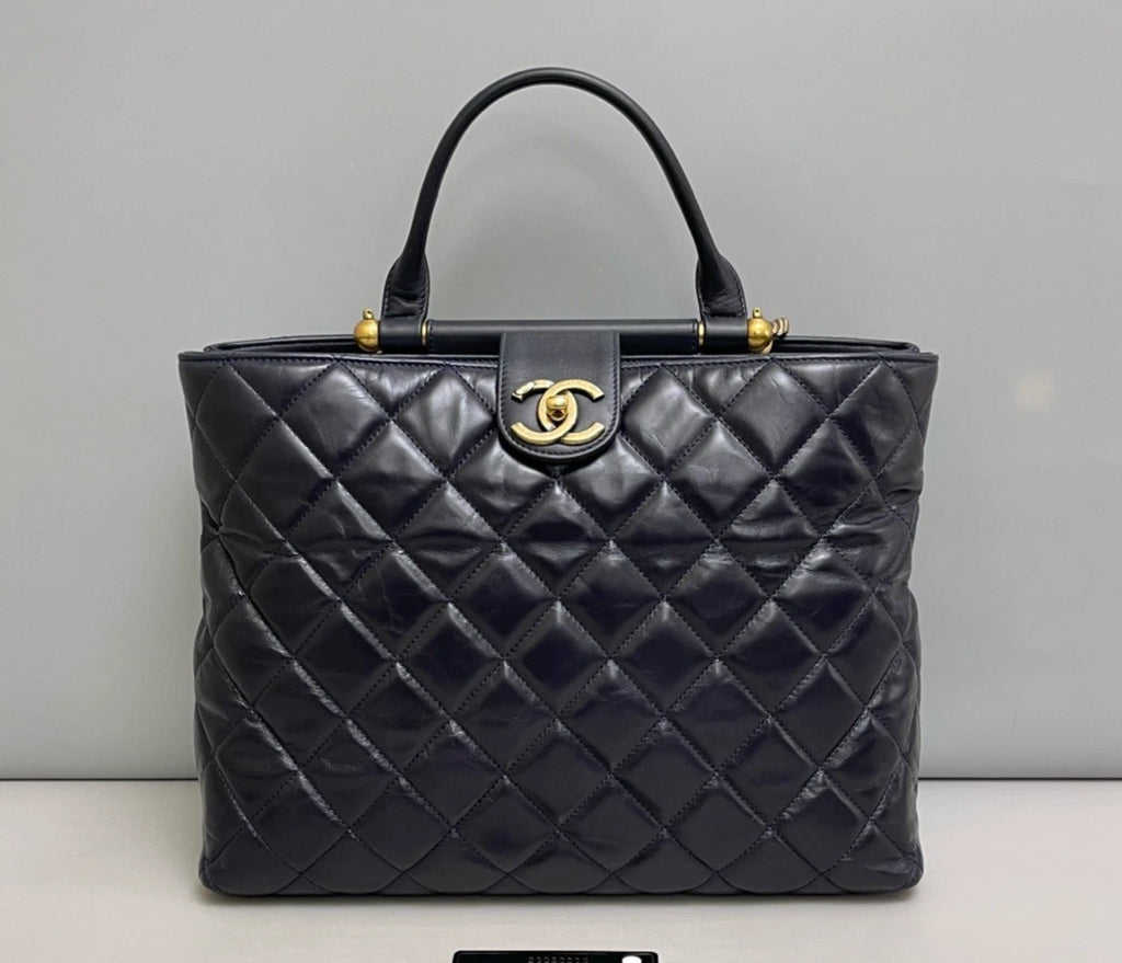 Chanel Paris-bombay Tote Oil Wax Calfskin Top Handle Bag Shoulder Black