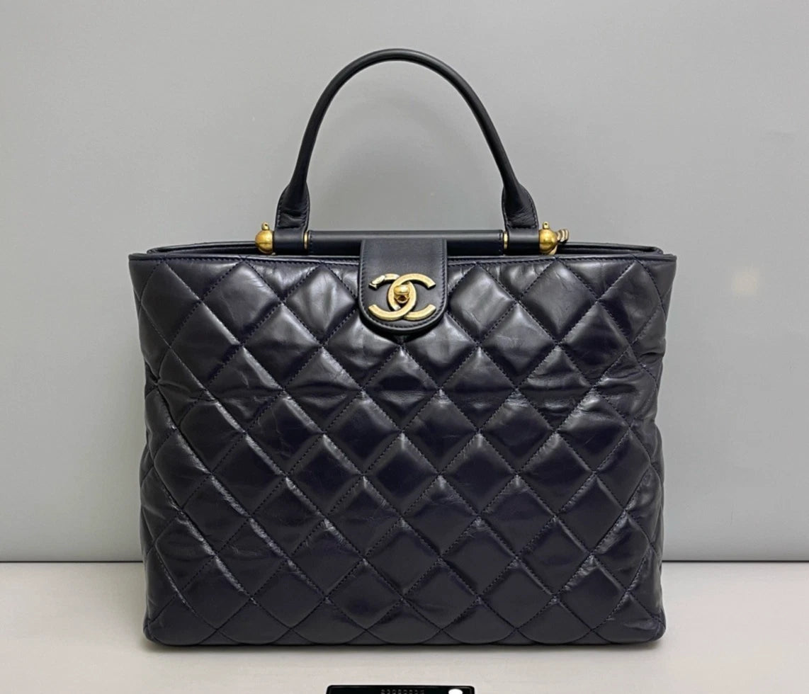 Chanel Paris-bombay Tote Oil Wax Calfskin Top Handle Bag Shoulder Black