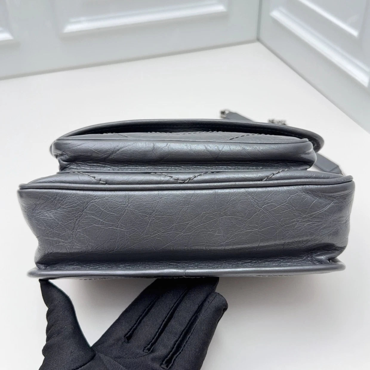 Saint Laurent Niki PM Chain Shoulder Crossbody Gray Silver Women Classic