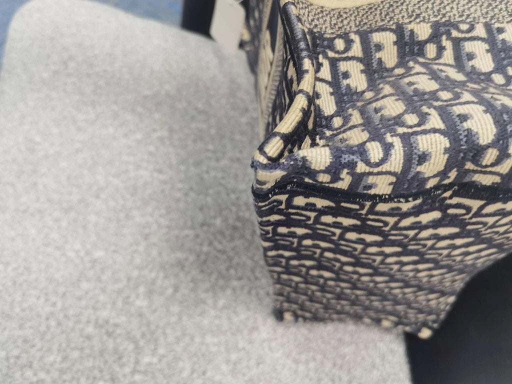 Authentic Dior Blue Denim Oblique Print Medium Tote Handbag For Women