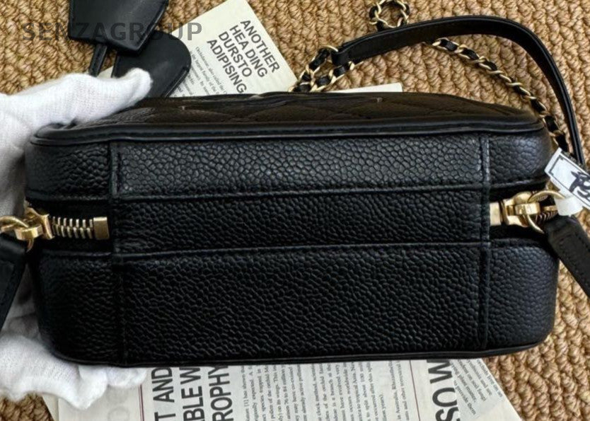 Chanel CC Logo PM Diamond Pattern Chain Shoulder Bag Black Gold Used Women