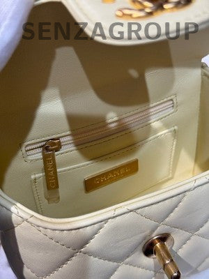 Chanel Quilted Lambskin Handbag Chain Strap Yellow Gold Hardware