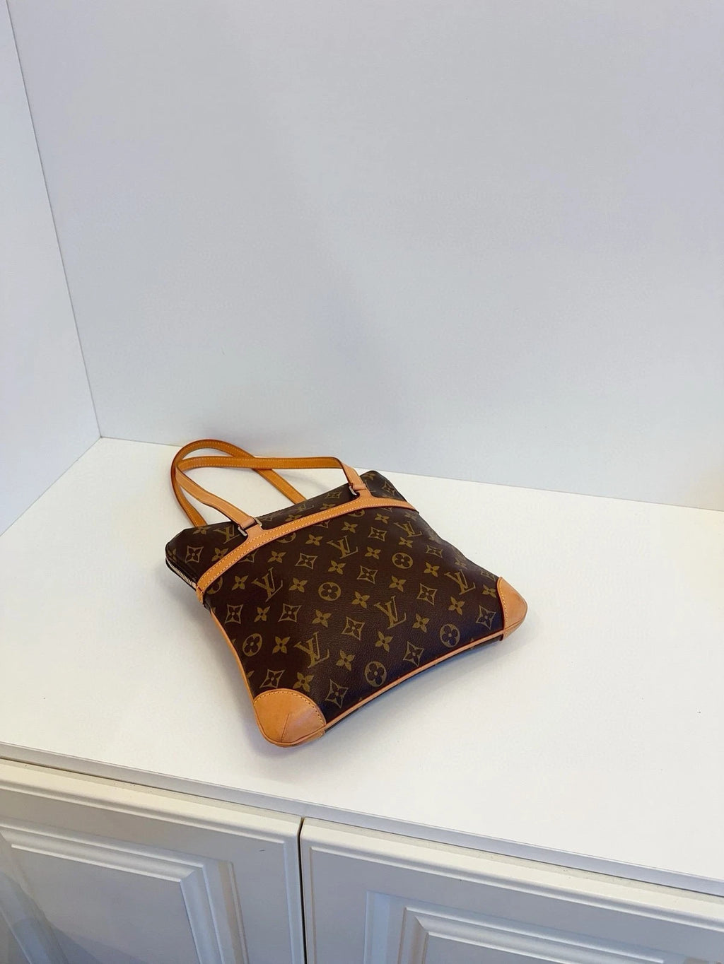 Louis Vuitton Coussin Monogram Canvas Shoulder Bag Handbag Excellent