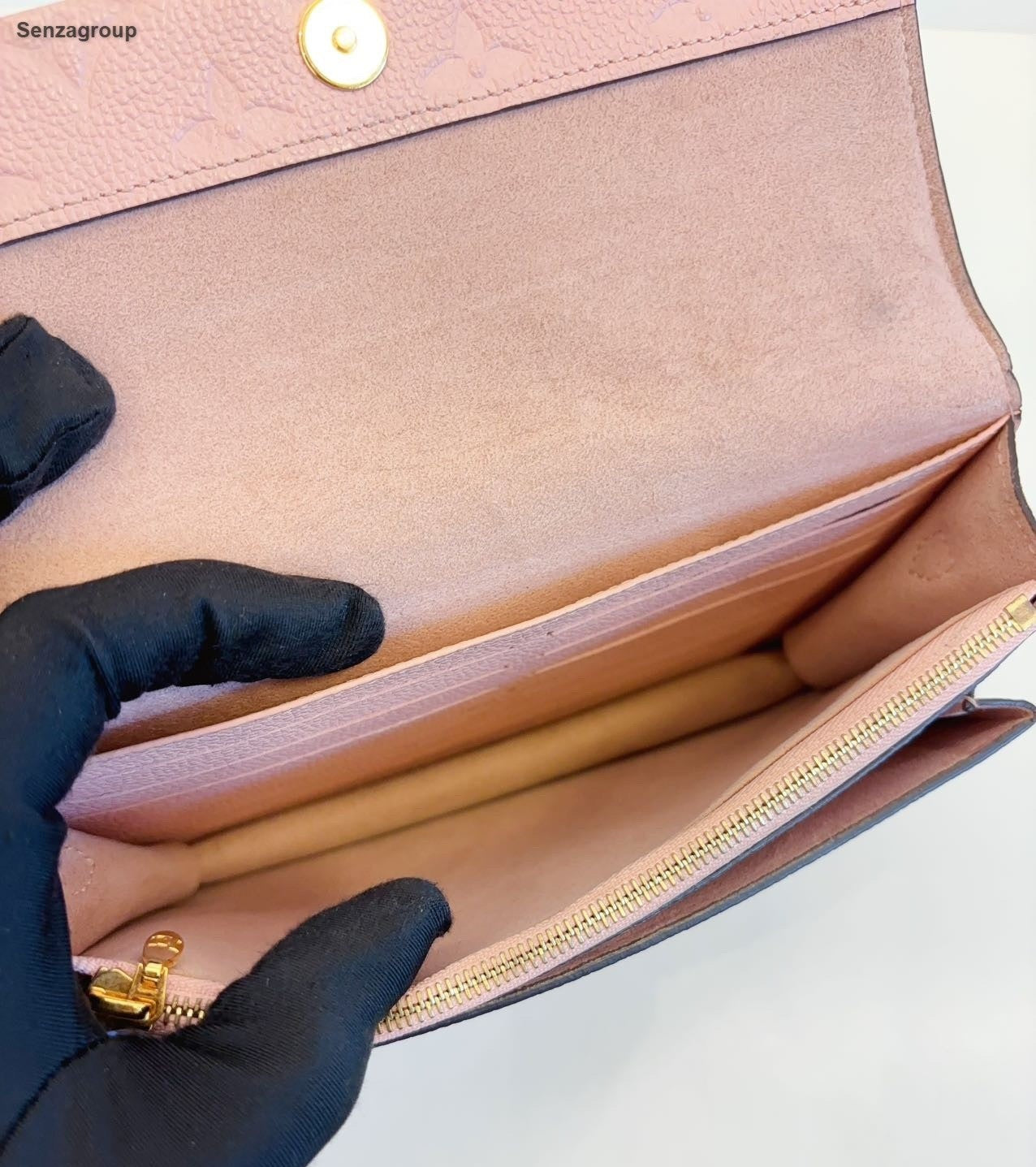 Louis Vuitton Vavin WOC Monogram Shoulder Bag Pink Gold Used Women Classic