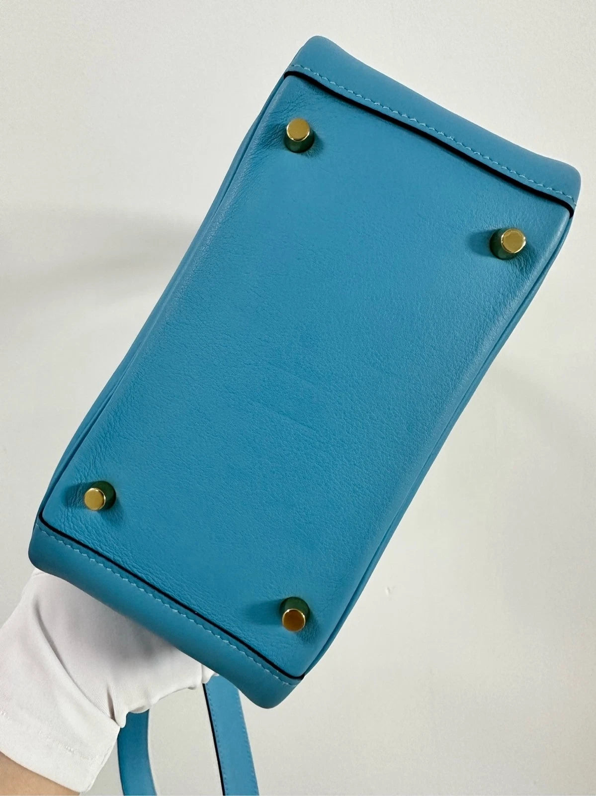 Hermes Mini Lindy Swift Calfskin Women Top Handle Crossbody Bag
