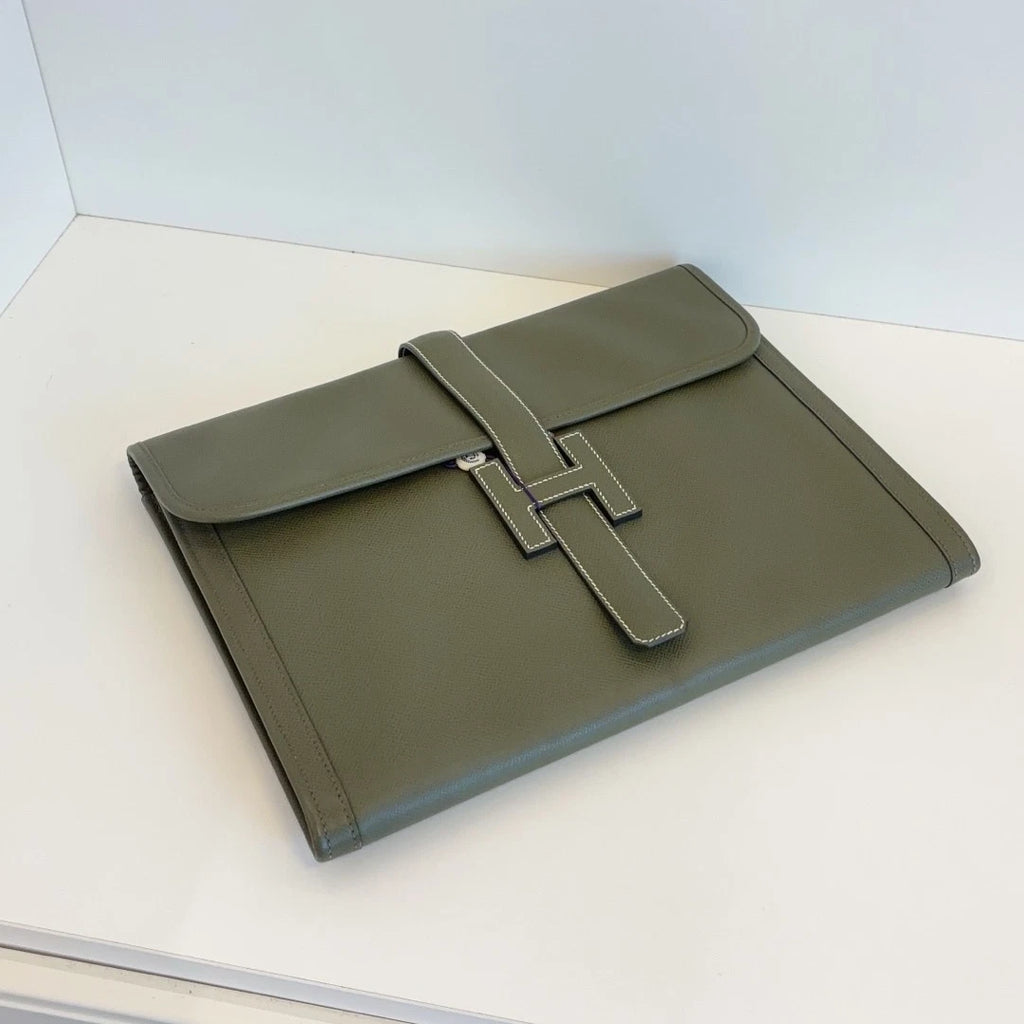 Hermes Jige Clutch Epsom Green H-Style Flap Closure Unisex Fashion