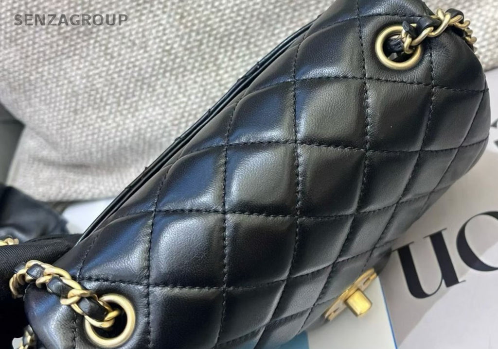 Chanel Diamond Chain Shoulder Bag Crossbody Black Gold Women Classic Fashion