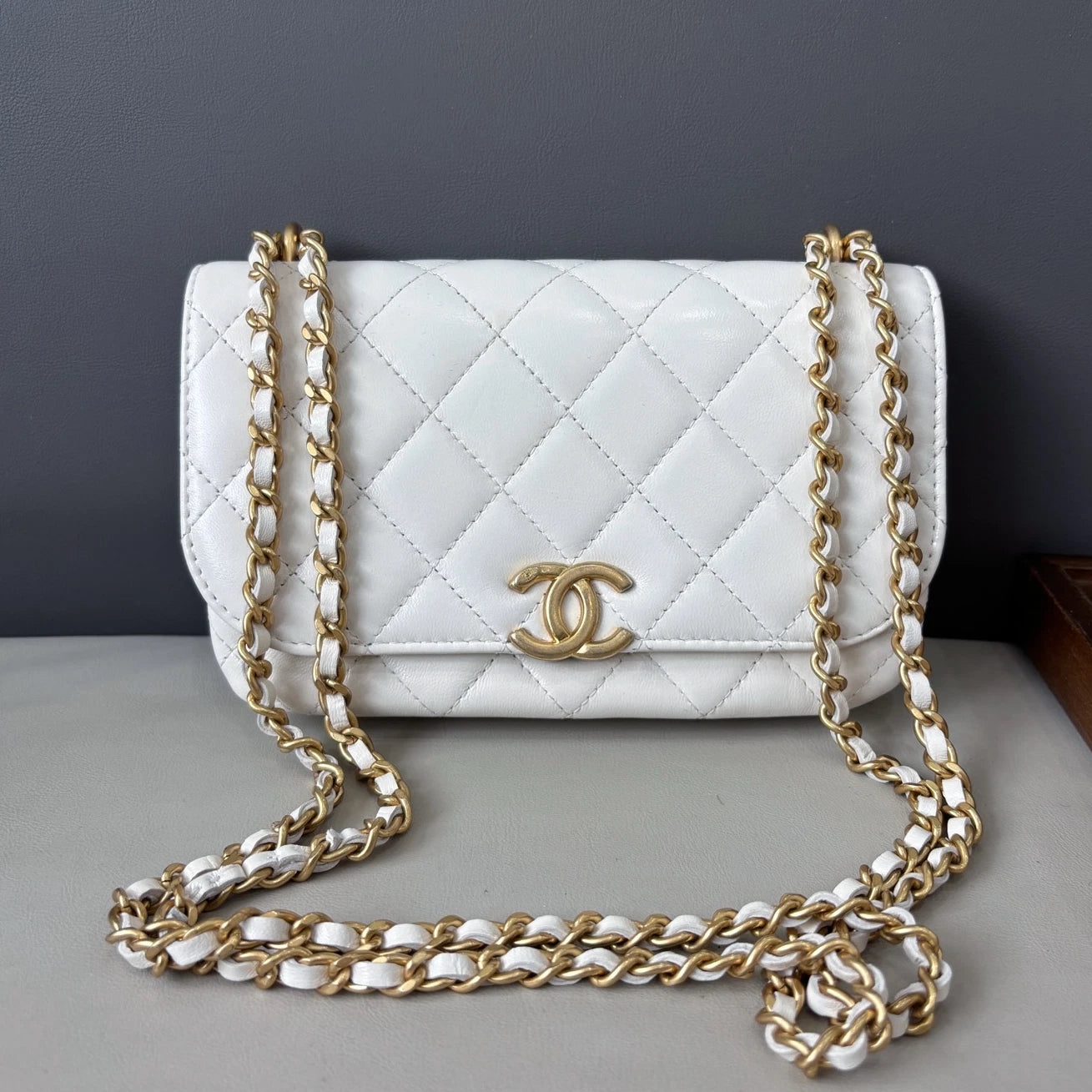 Chanel Chain 2Ways Oil Wax Lambskin Shoulder Crossbody Bag White Women
