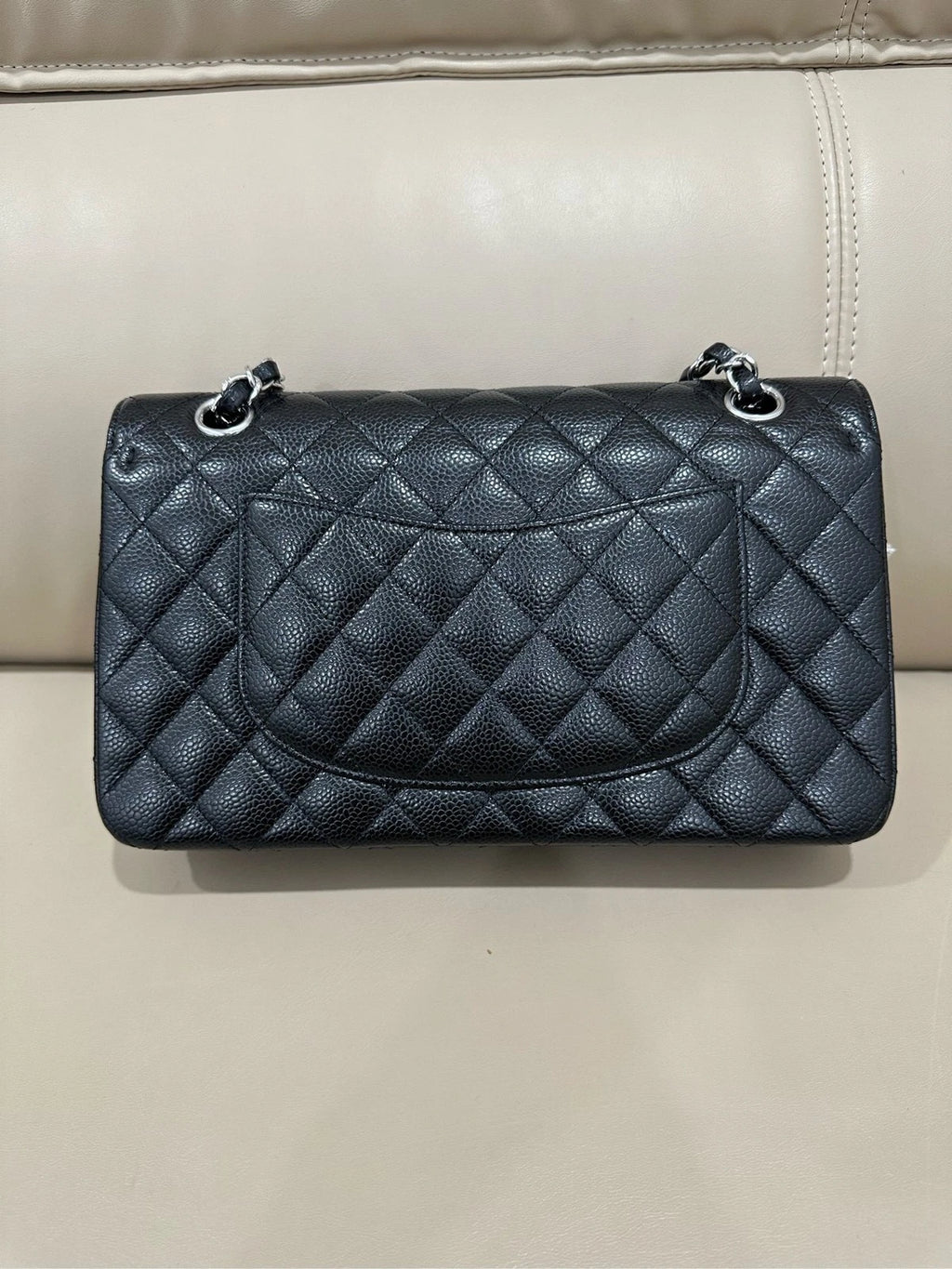 CHANEL Classic Flap Medium Black Leather Shoulder Bag For Women