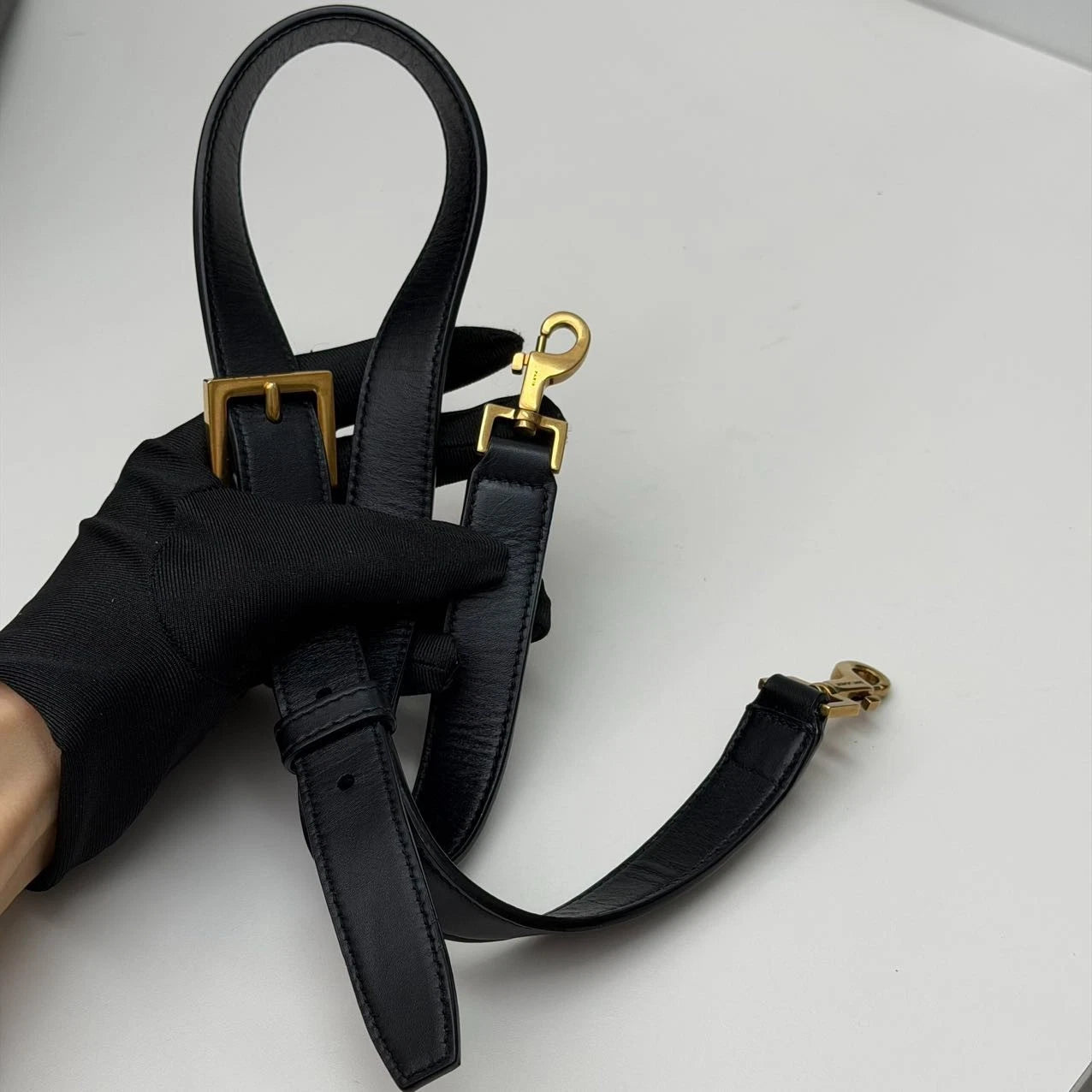 Excellent Saint Laurent LE37 Black Bucket Bag Handbag Crossbody Gold Hardware
