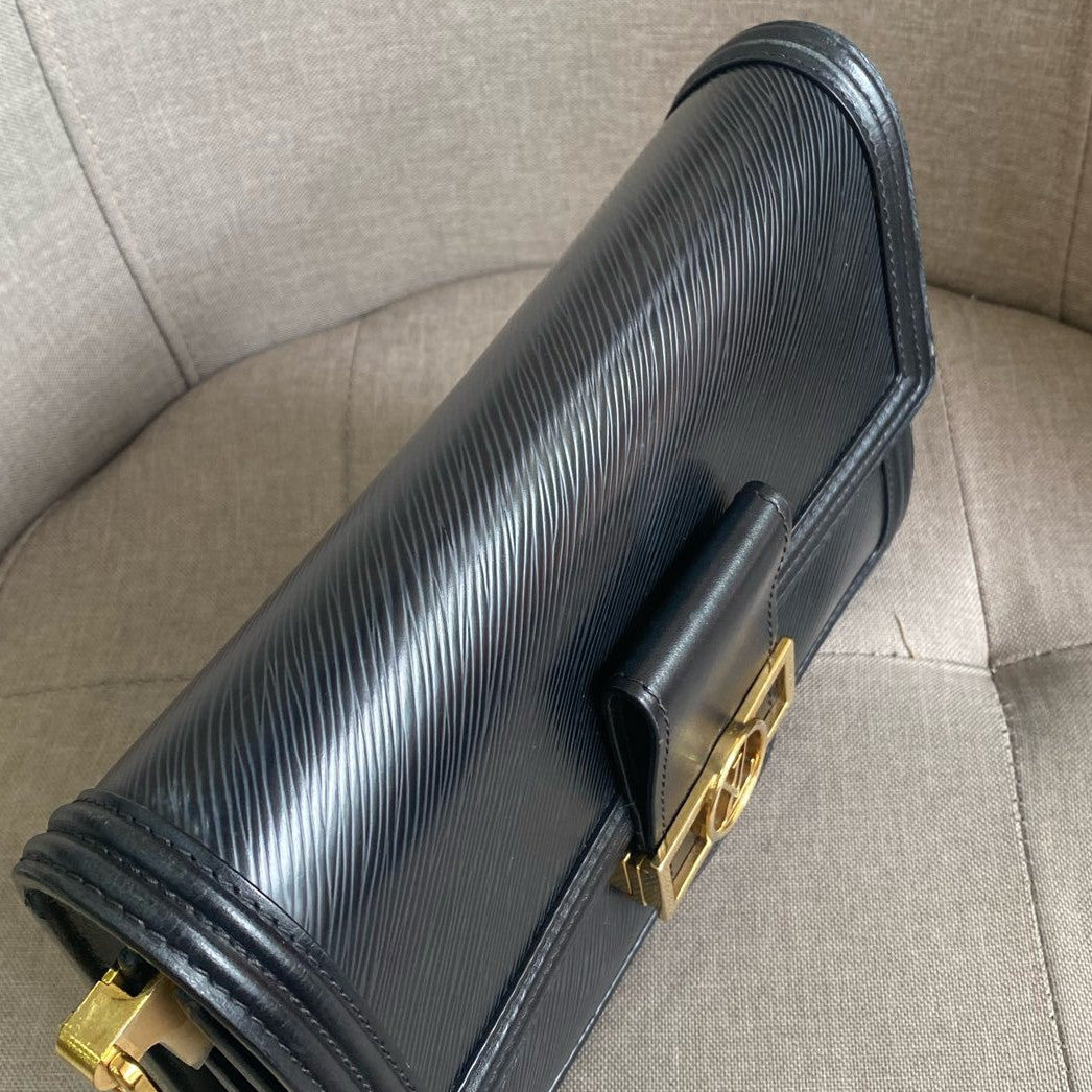 Louis Vuitton Daphne Chevron Medium Chain Shoulder Bag Black Gold