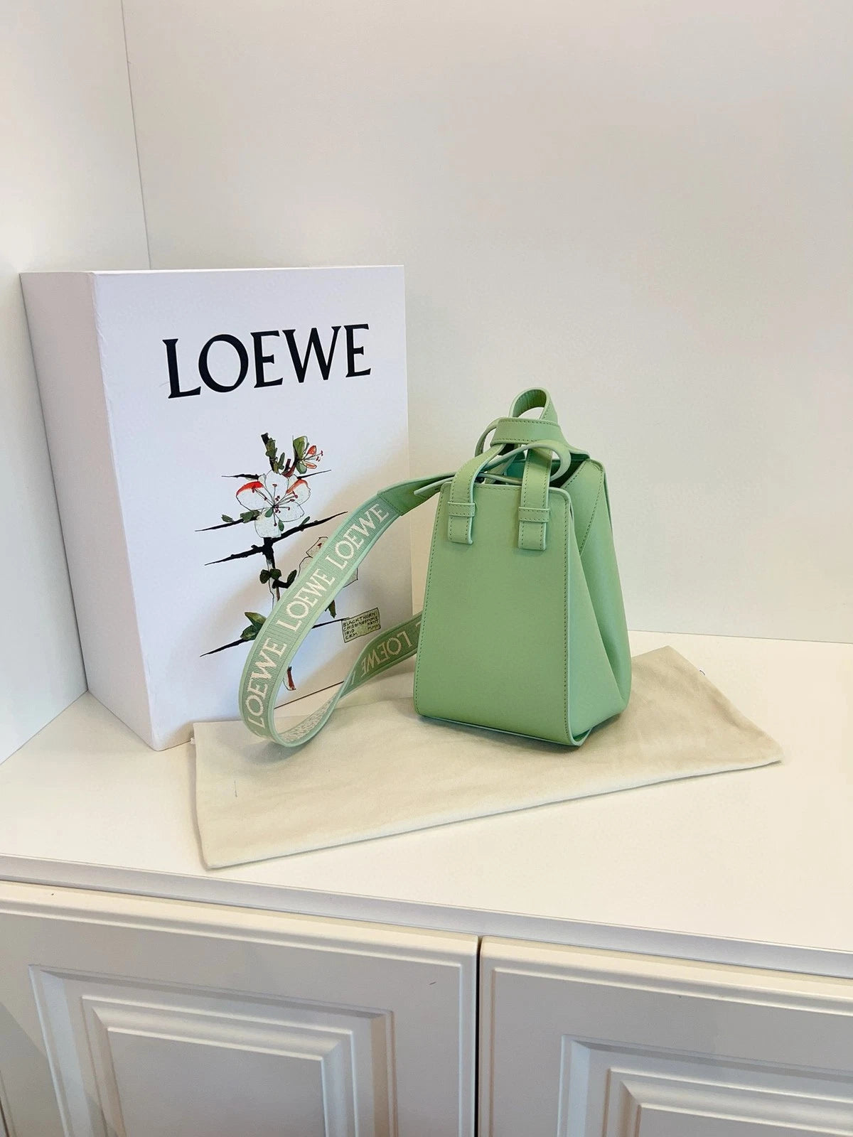 Loewe Hammock Green Shoulder Bag For Women