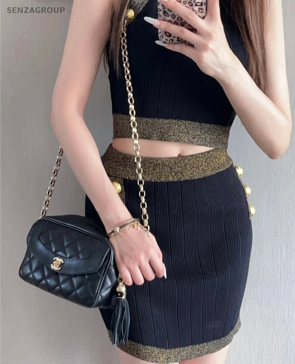 CHANEL Black gold carved tassel Camera bag Chain Shoulder bag Women
