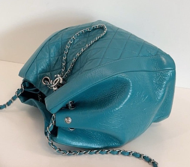 Chanel Diamond Drawstring Bucket Chain Shoulder Bag Crossbody Green Silver Women