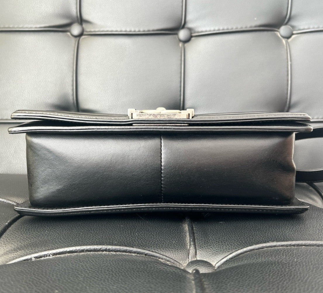 Chanel Leboy Lambskin Chain Shoulder Bag Crossbody Black Silver Classic Women