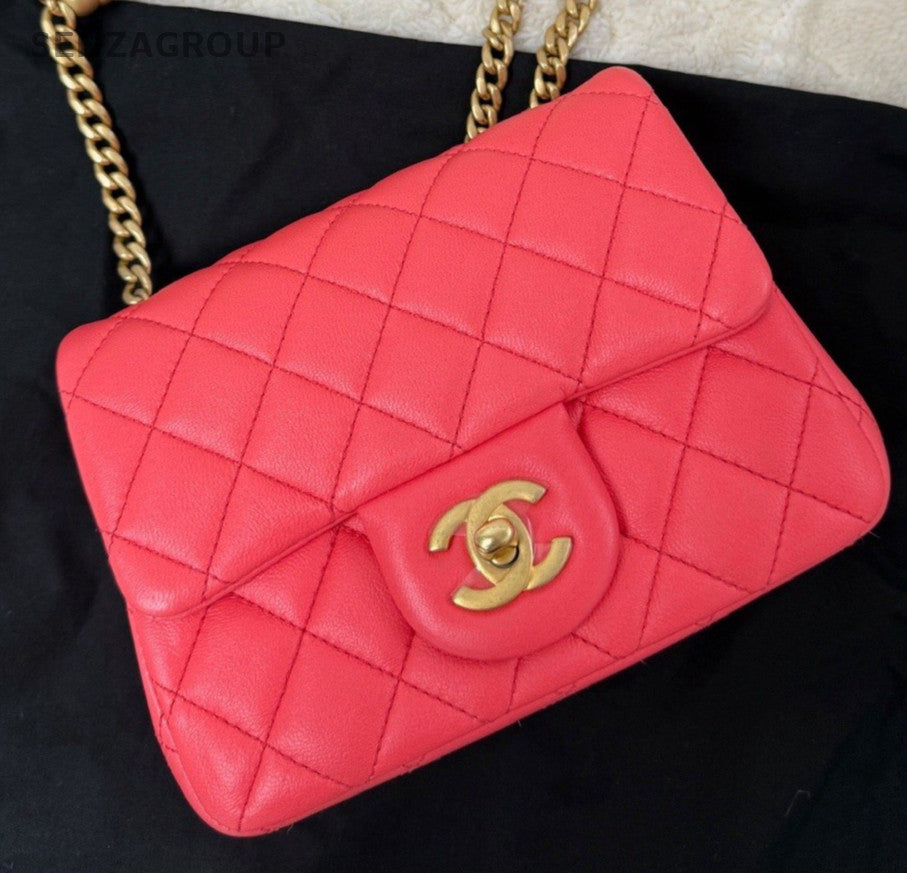 Chanel Classic Flap Chain Shoulder Bag Crossbody Red Gold Diamond Women Designer