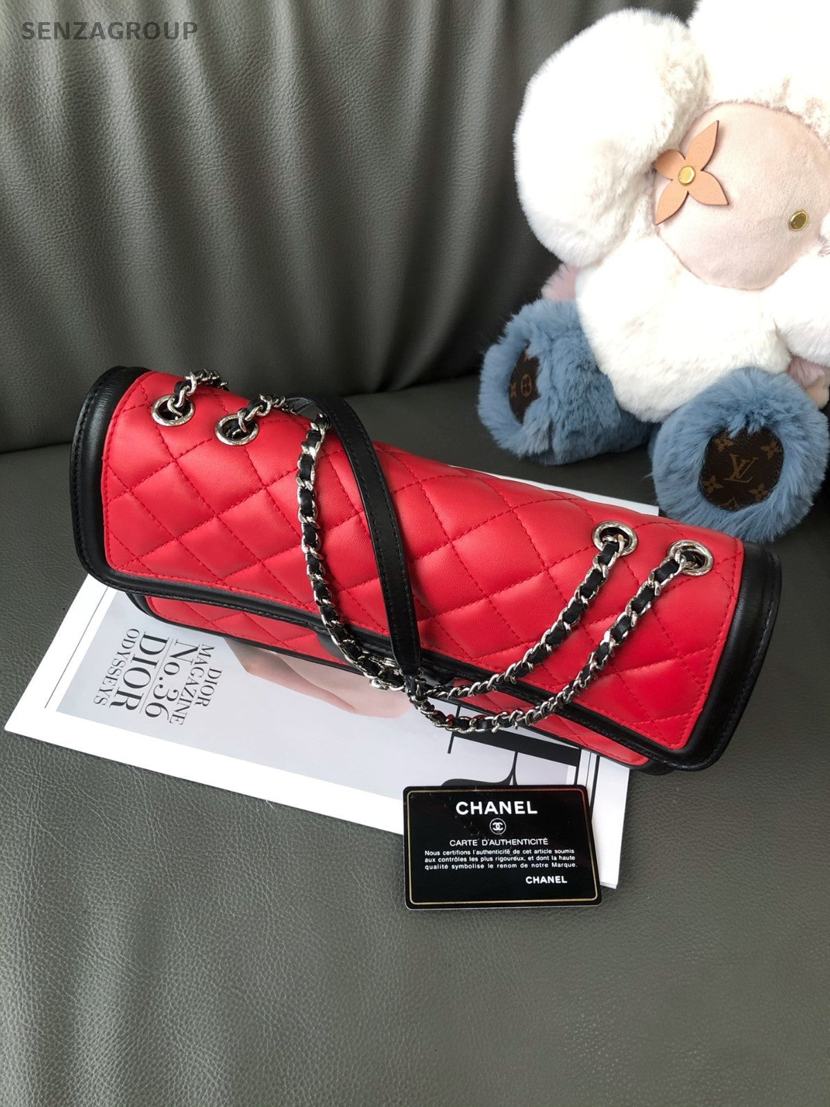 CHANEL Classic Flap Lambskin Chain Shoulder bag Red Black Women Classic