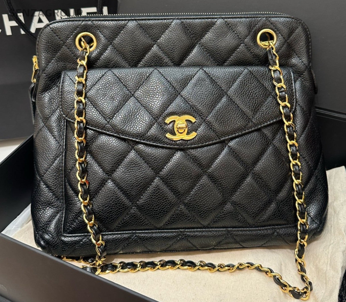 Chanel Diamond Chain Shoulder Bag Black Gold Women Classic Vintage