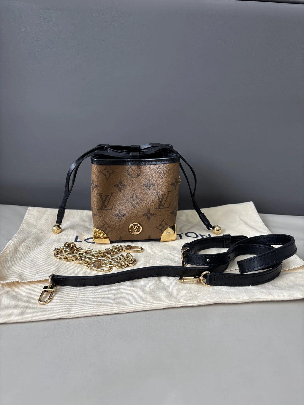 Louis Vuitton Noe Monogram Canvas Brown Crossbody Excellent