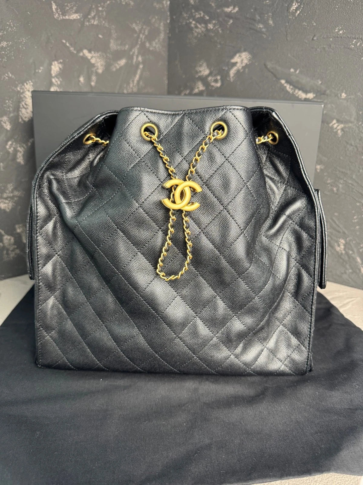 CHANEL 25Bag Medium Black Gold Leather Tote Bag For Women
