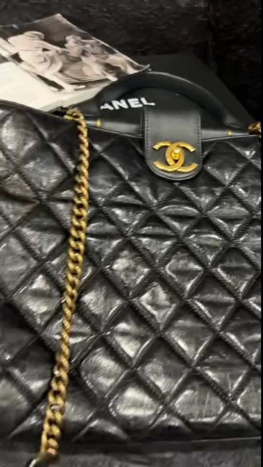 Chanel Calfskin Tote Chain Shoulder Bag Top Handle Bag Diamond Women Classic