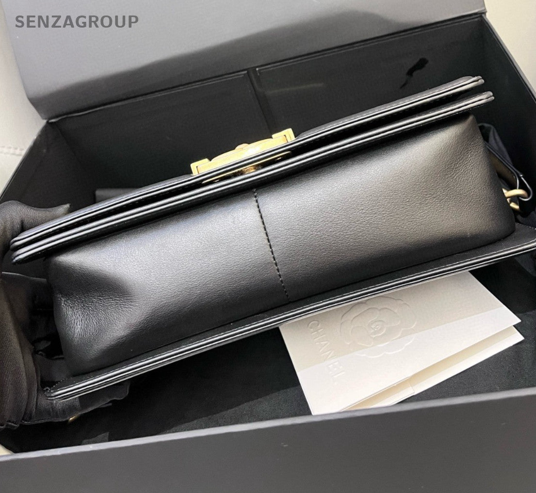 Chanel Leboy MM Chain Calfskin Crossbody Shoulder Bag Diamond Black Gold Women