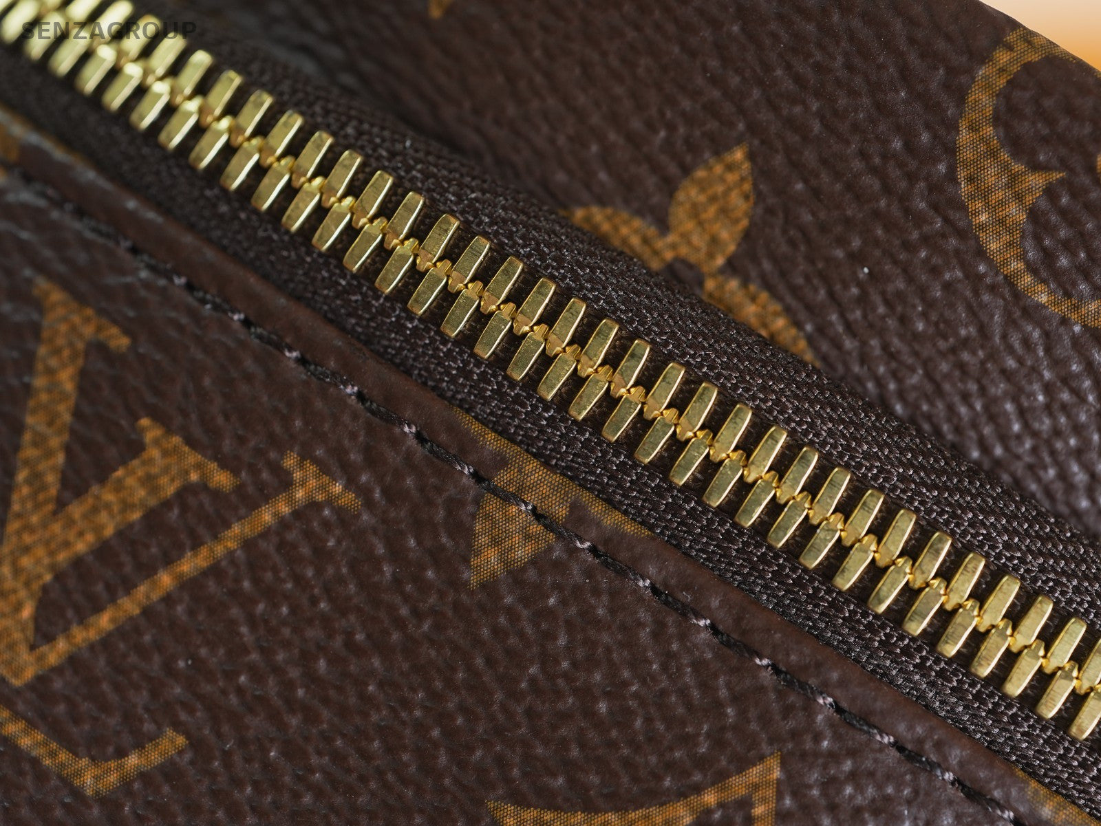 Louis Vuitton Monogram Bumbag Crossbody Canvas Shoulder bag Classic
