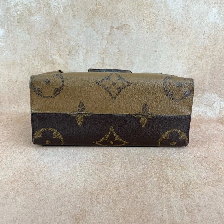 Louis Vuitton Monogram OnTheGo Medium Tote Handbag For Women