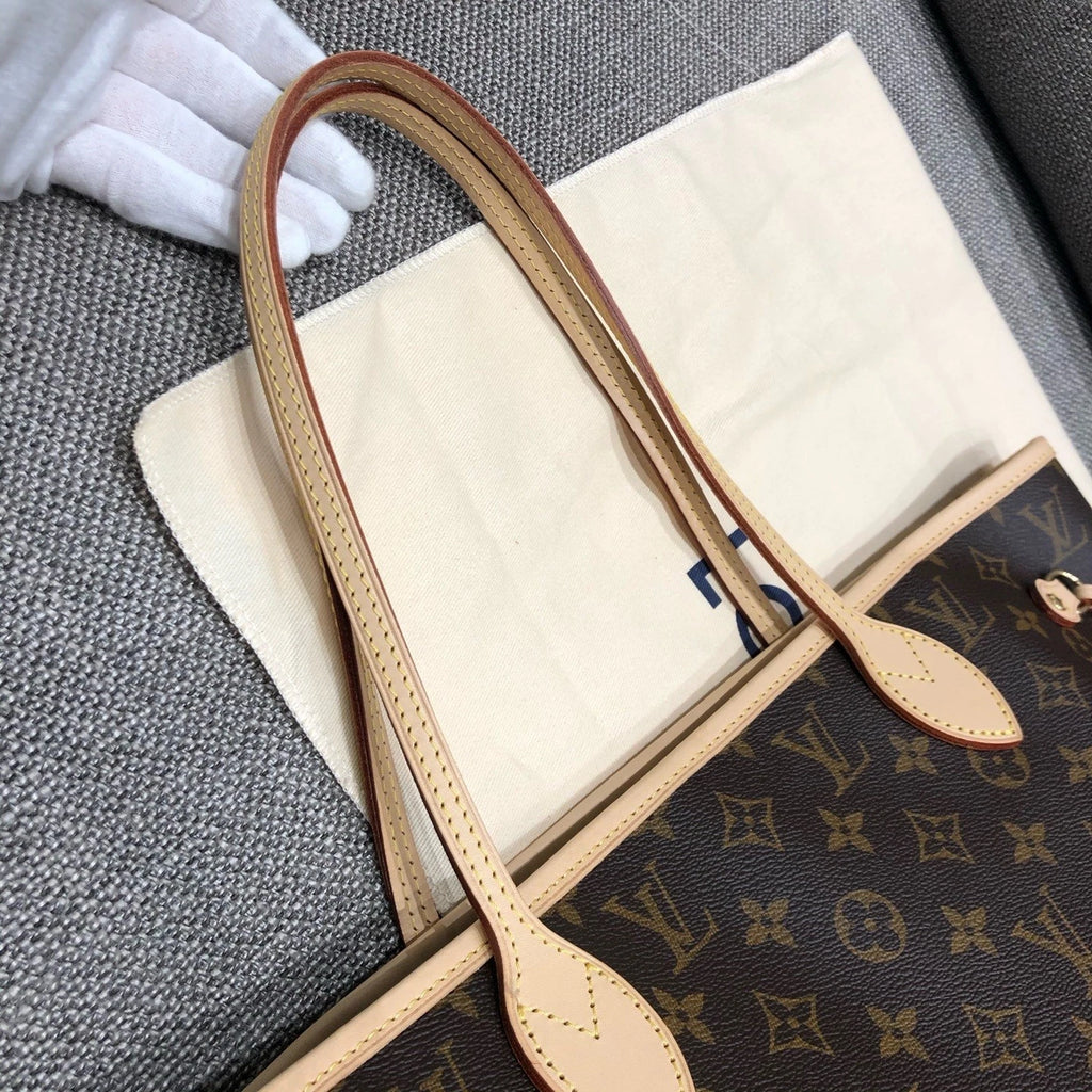 Louis Vuitton Neverfull Medium Canvas Tote Bag For Women