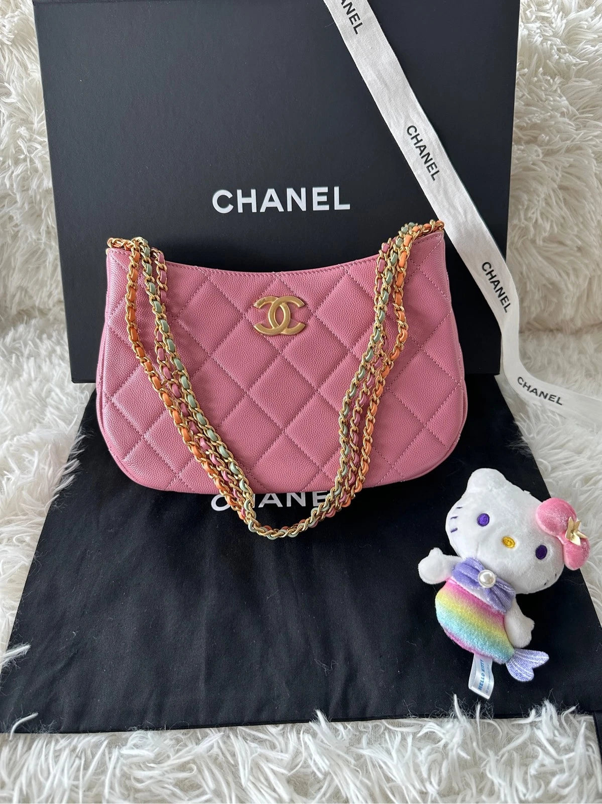 CHANEL Pink Grained Leather Hobo Shoulder Handbag For Women