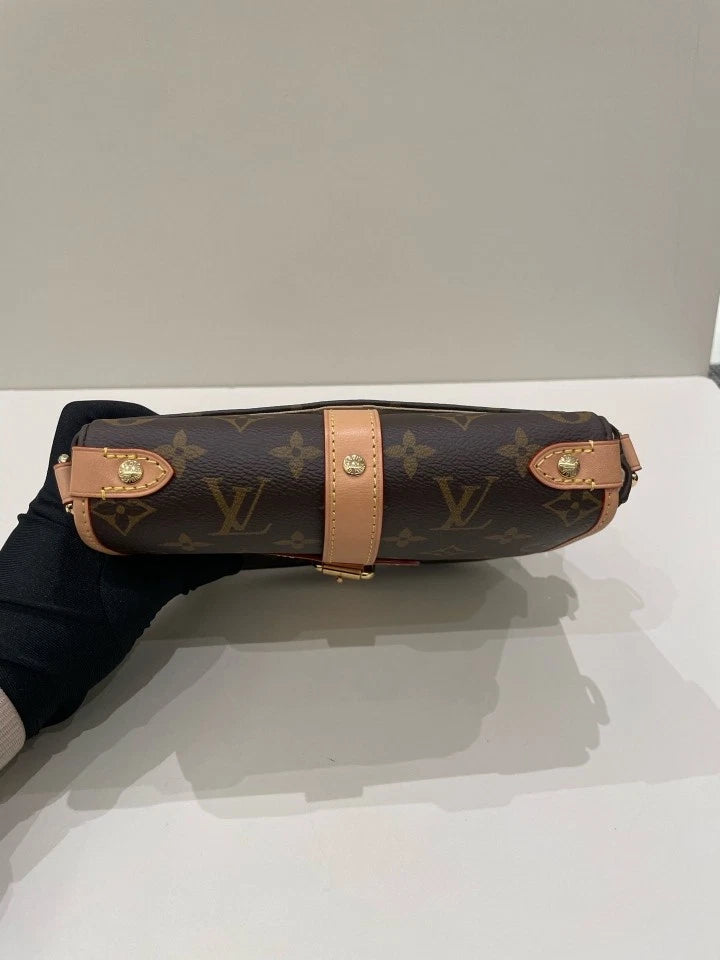 Louis Vuitton Twin Stars Canvas Shoulder Bag For Women