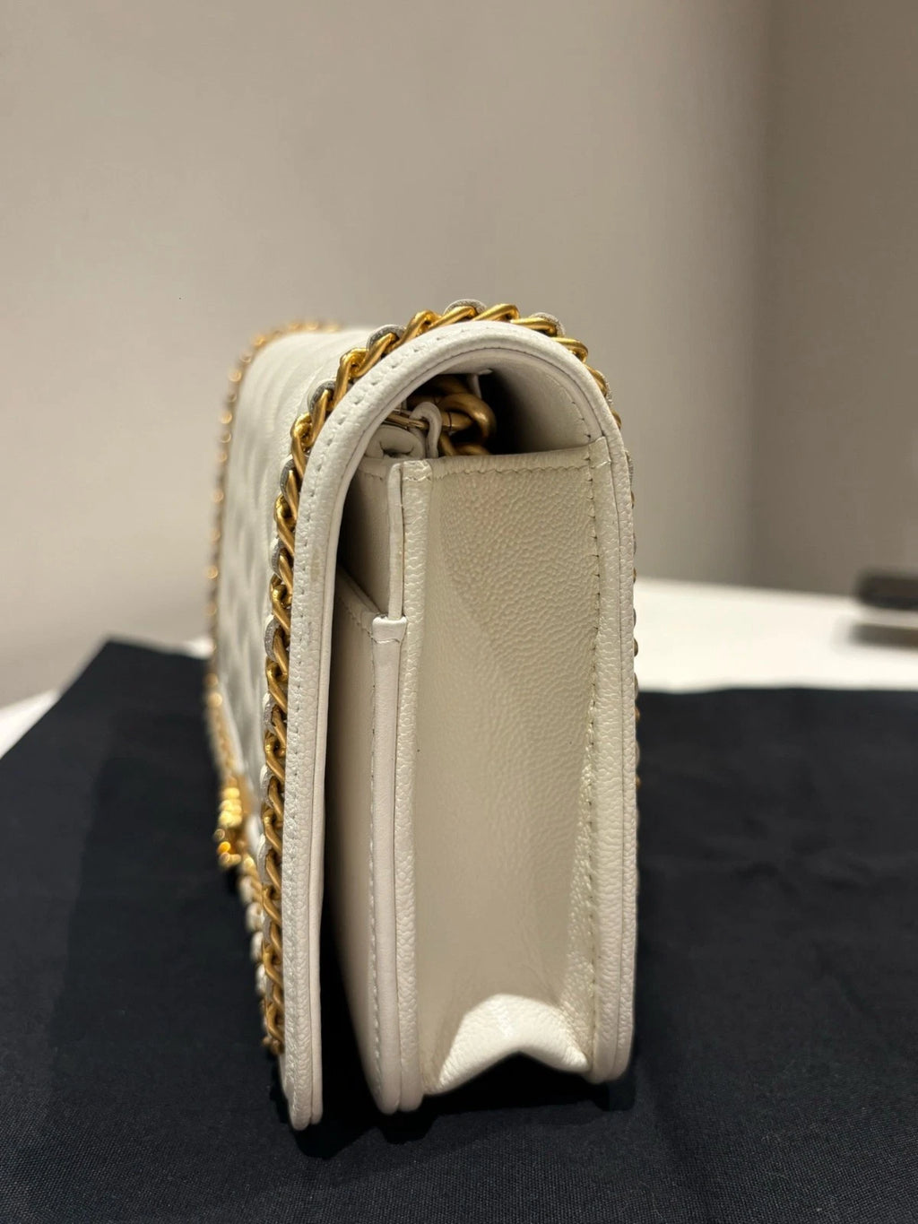 Chanel Leboy Woc Calfskin Shoulder Bag Crossbody Bag White Women Fashion