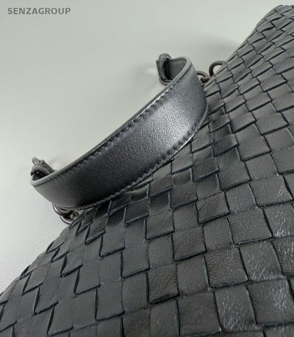 Bottega Veneta Lambskin Chain Shoulder Bag Black Used Women Classic Fashion