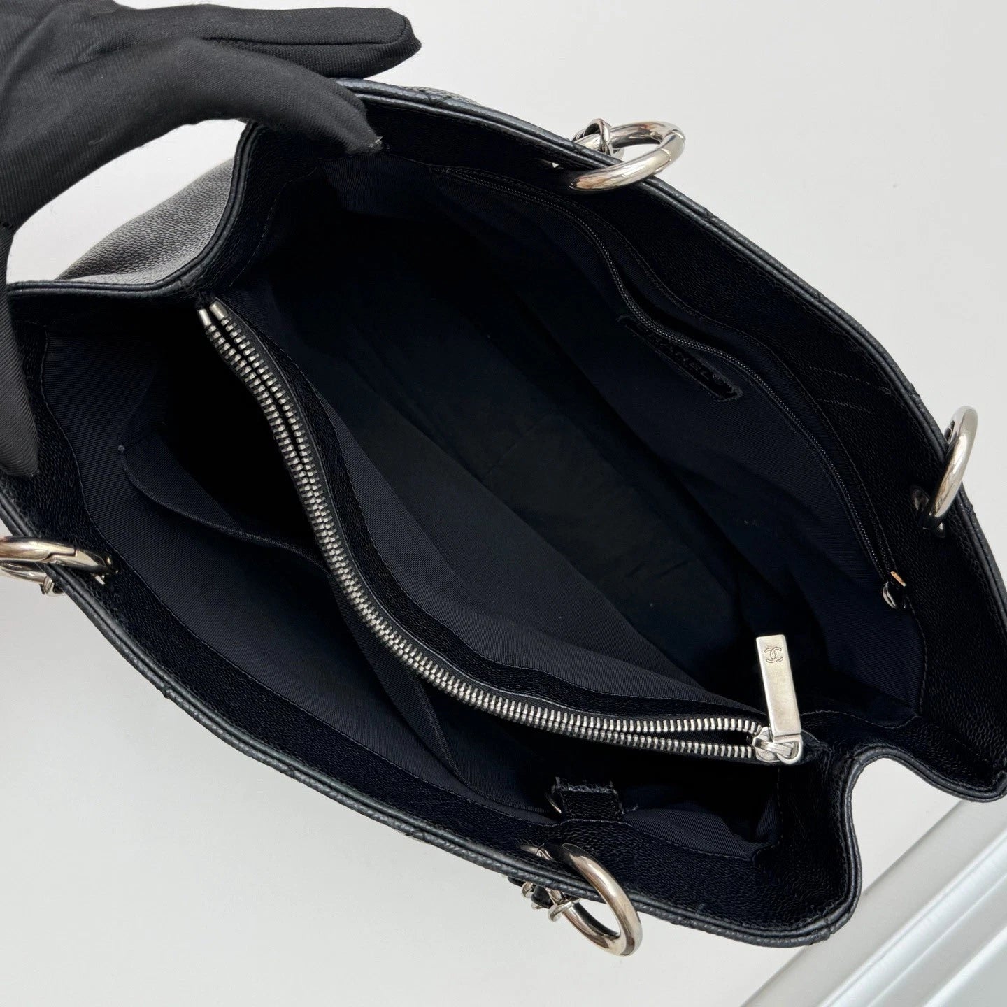 Chanel GST Caviar Calfskin Leather Tote Chain Shoulder Bag CC Logo Diamond SHW