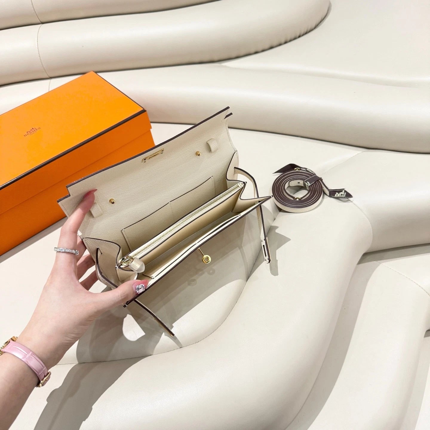 Hermes Kelly To Go Nata White Leather Crossbody Wallet with Strap