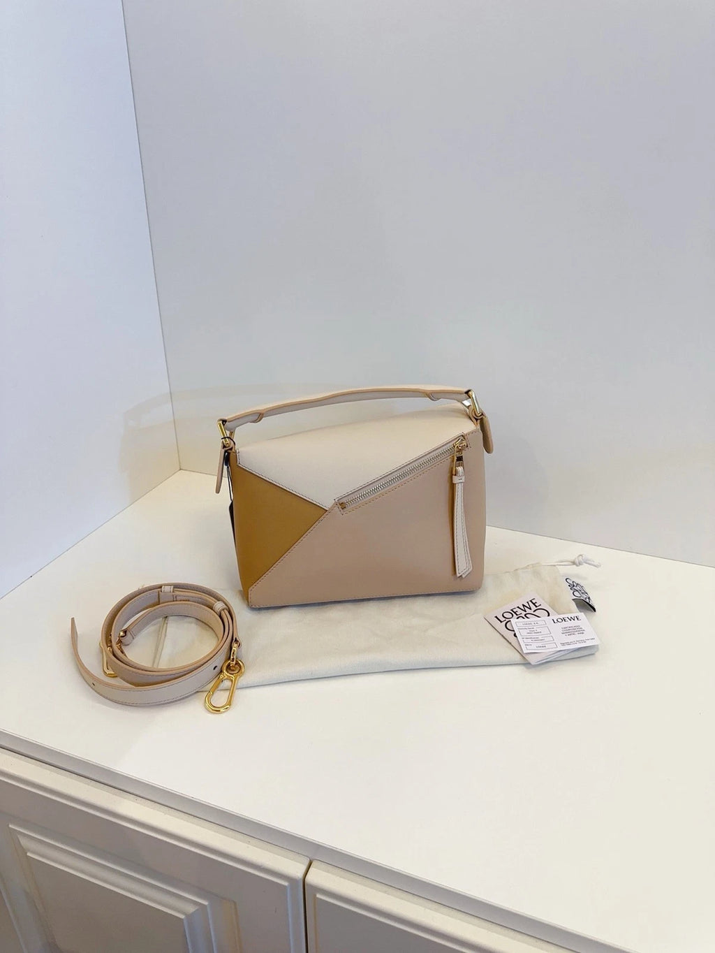 Loewe Puzzle Small Calfskin Handbag Crossbody Bag Oat Milk Tea Tricolor Classic