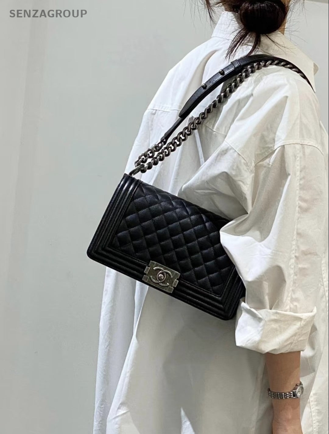 CHANEL Lebody MM Lambskin Chain Shoulder bag Black Silver Women Classic
