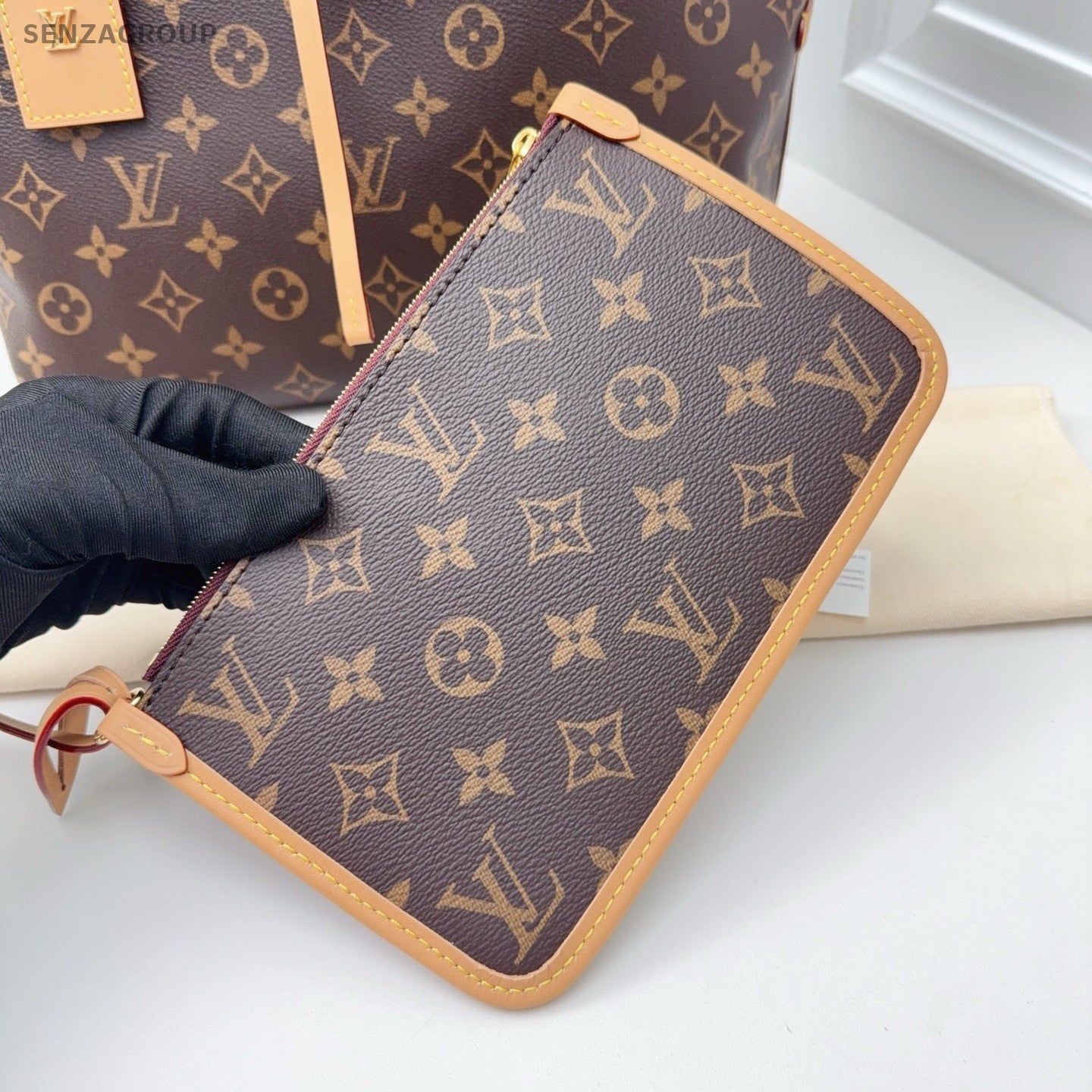 Louis Vuitton Carryall PM Monogram Shoulder Bag Brown Gold Women Classic