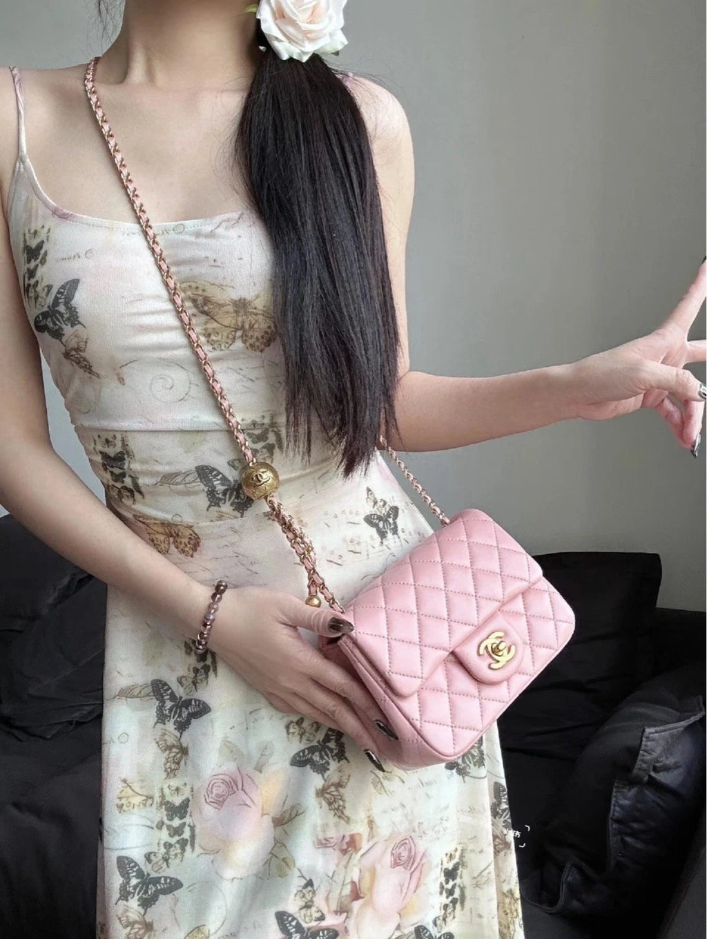 Excellent Chanel Classic Flap Lambskin Gold Chain Pink Shoulder Bag Crossbody